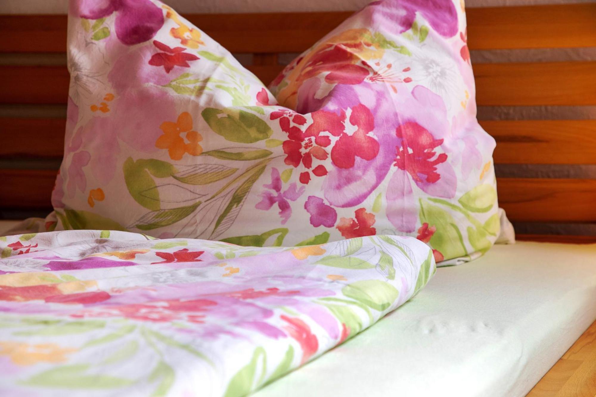 Ferienwohnung Fernsicht Zwiefalten ภายนอก รูปภาพ